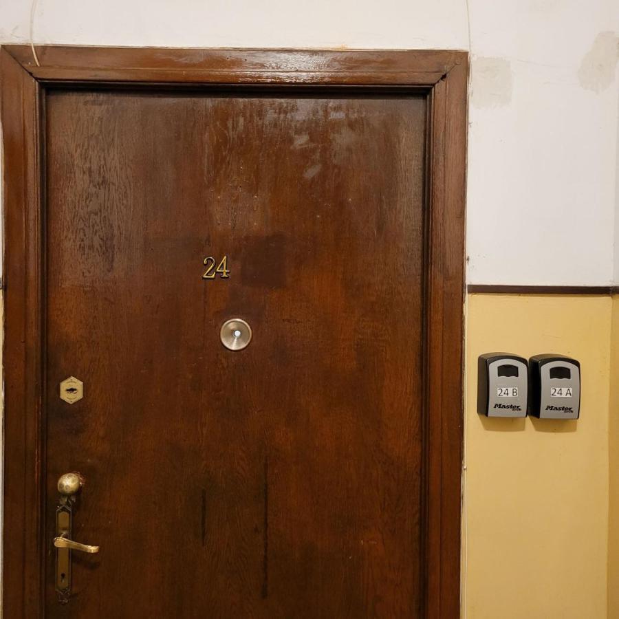 Anastasia Bratianu Apart 24 A Self Check From 2 Pm بوخارست المظهر الخارجي الصورة